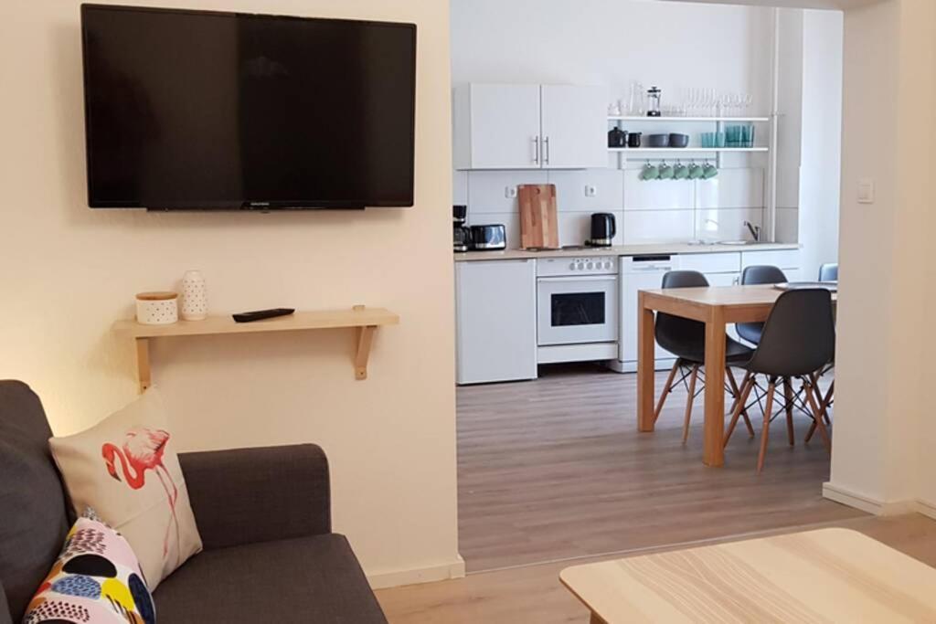 City Apartment Near Shooping Center, 6 Guests Berlín Exterior foto